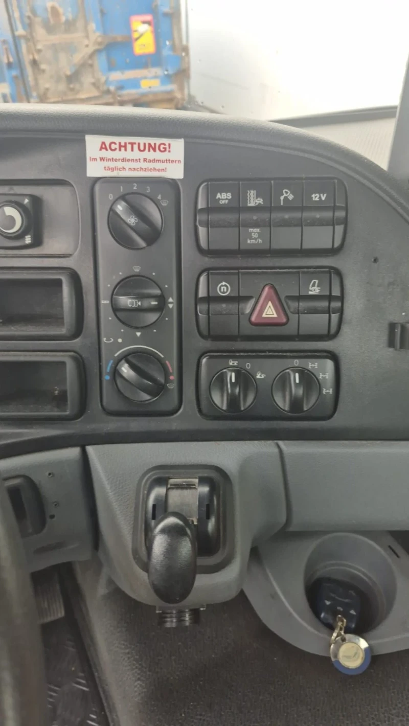 Mercedes-Benz Actros 18.32 4x4 самосвал ...нов внос, снимка 9 - Камиони - 52320918