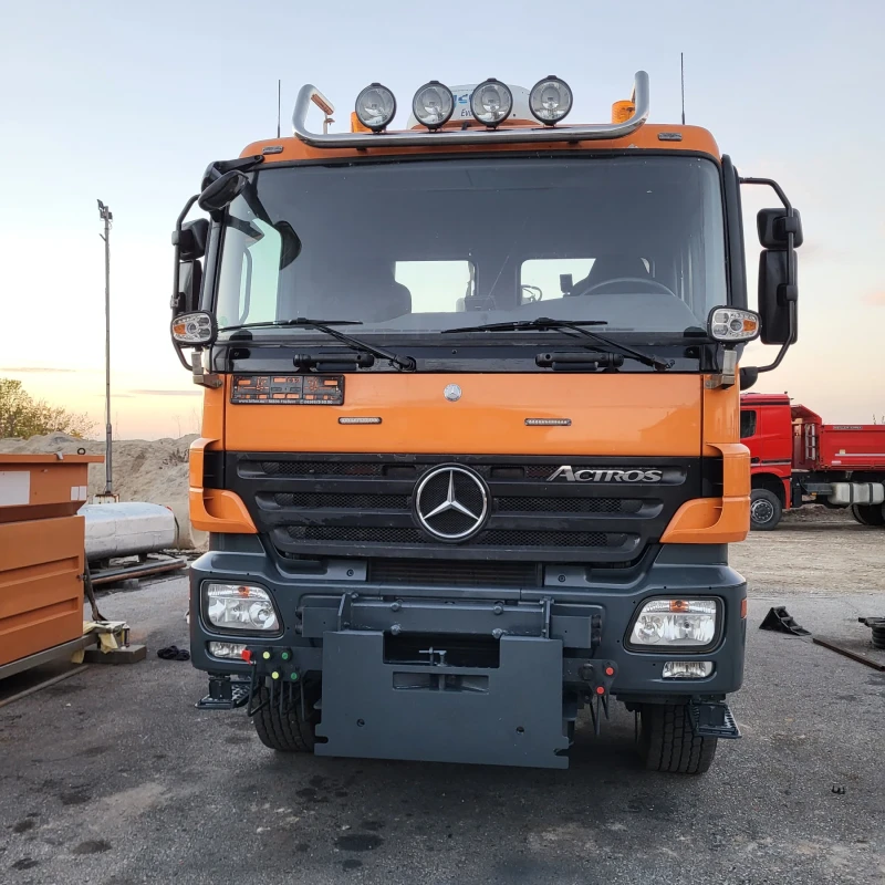 Mercedes-Benz Actros 18.32 4x4 самосвал ...нов внос, снимка 3 - Камиони - 52320918