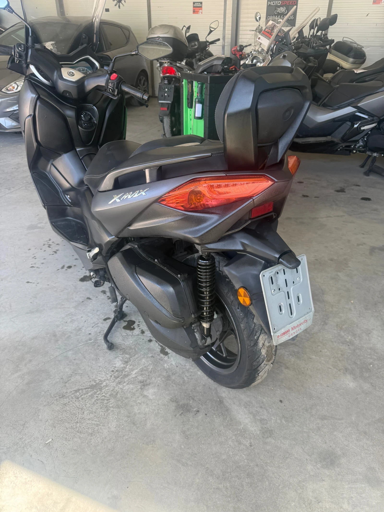 Yamaha X-max 300i- Abs, Tcs, снимка 5 - Мотоциклети и мототехника - 55088285