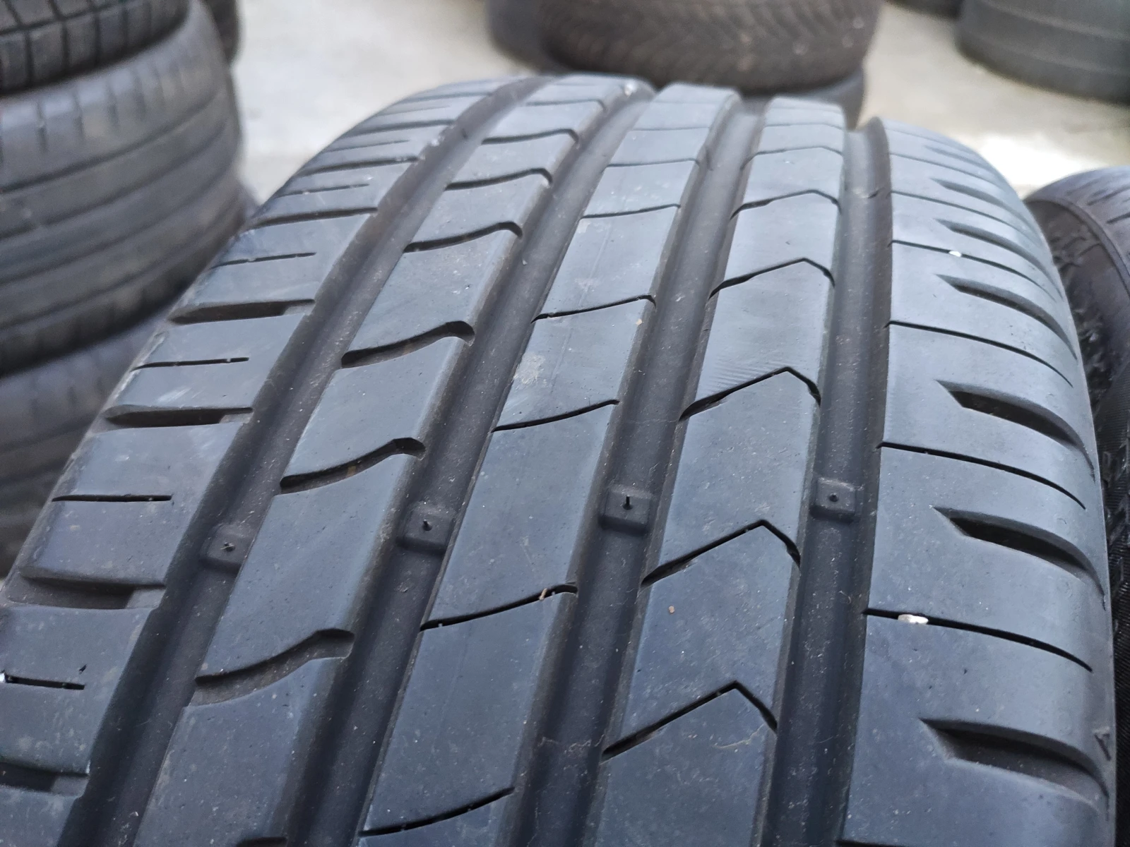  215/45R17 | Mobile.bg   4