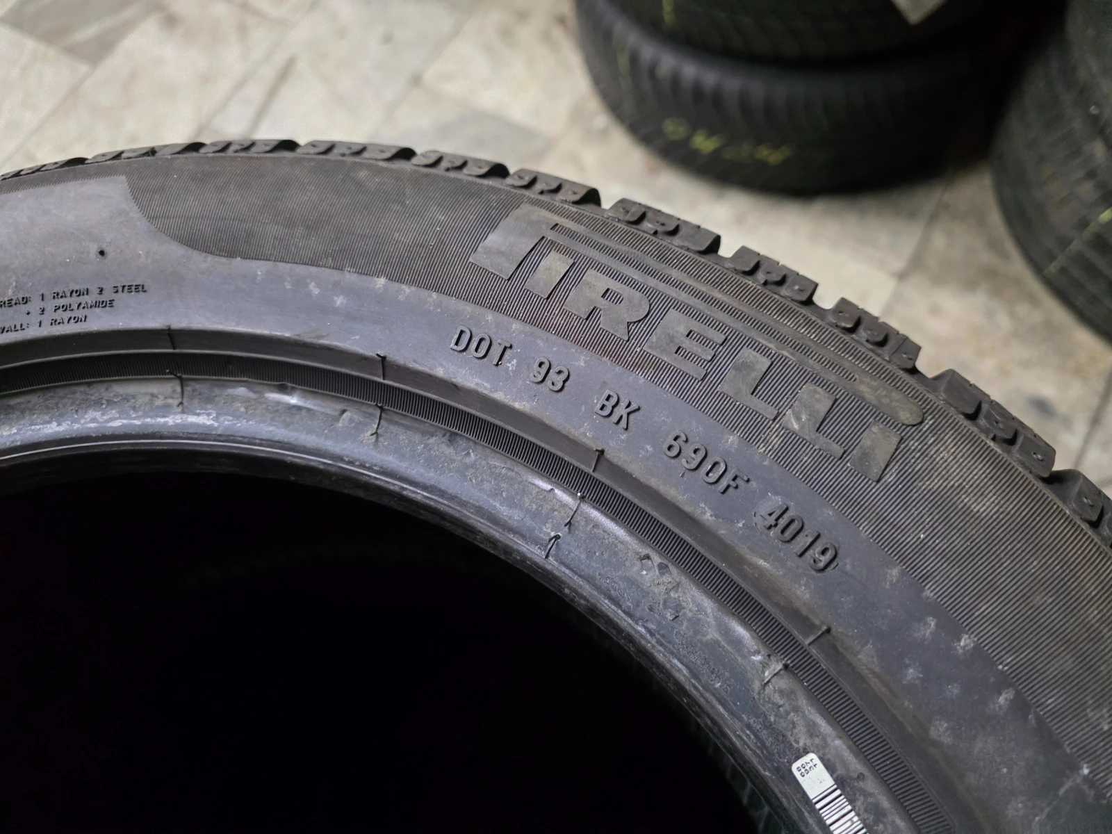 Гуми Зимни 205/55R16, снимка 9 - Гуми и джанти - 54001298