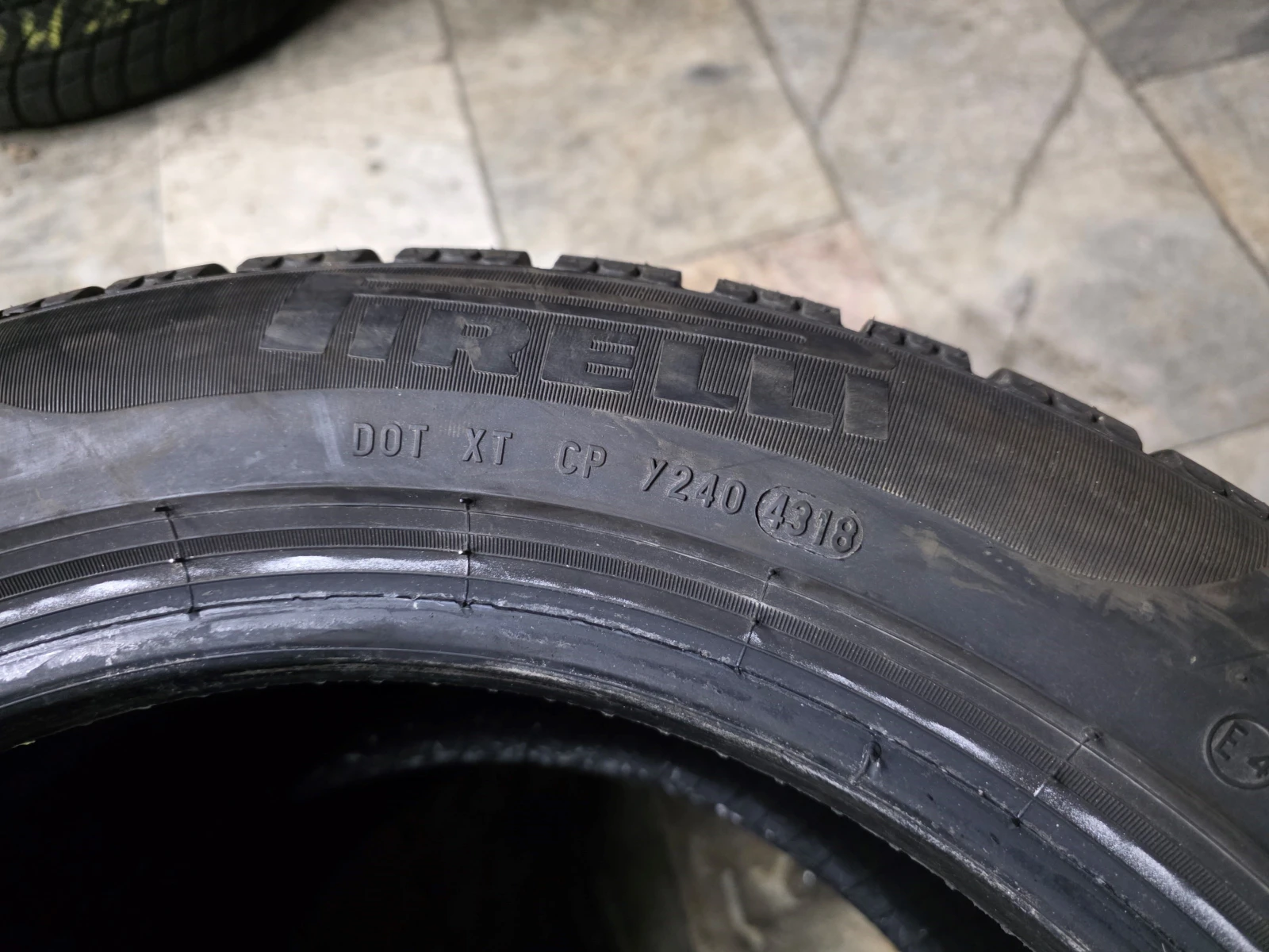 Гуми Зимни 205/55R16, снимка 12 - Гуми и джанти - 54001298