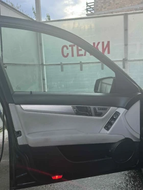 Mercedes-Benz C 250 2.2 | Mobile.bg    11