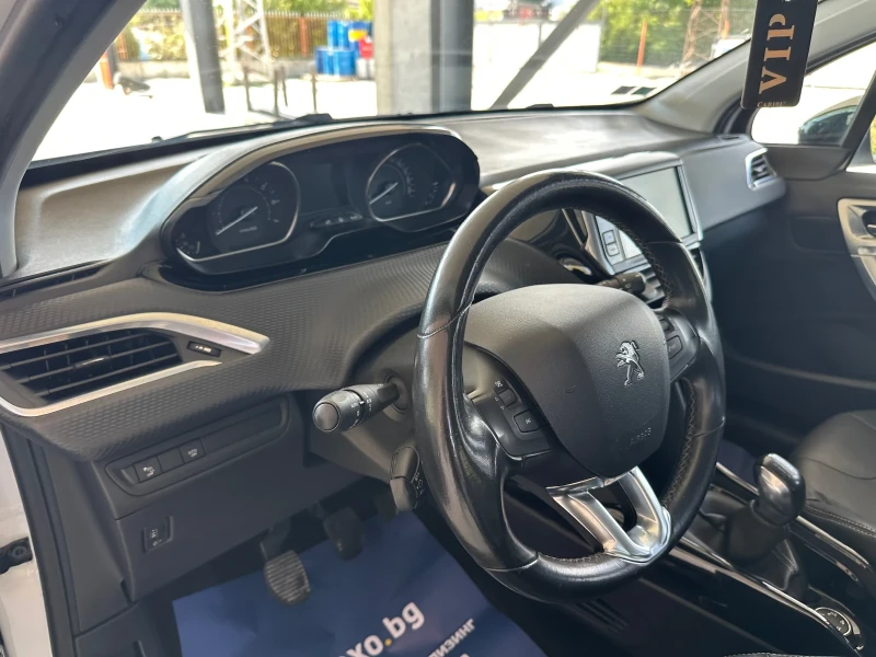 Peugeot 2008 1.2 PureTech Allure/EURO6/124.000km!!, снимка 12 - Автомобили и джипове - 47289104