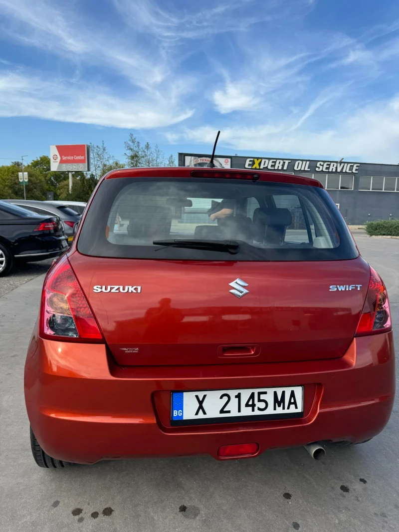 Suzuki Swift, снимка 7 - Автомобили и джипове - 47316294