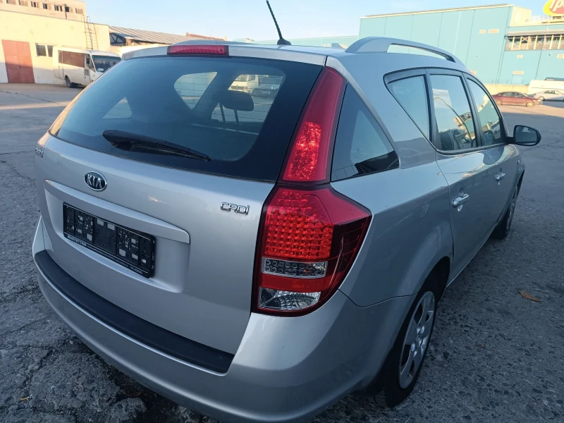 Kia Ceed 1, 6 CRDI ЛИЗИНГ , снимка 4 - Автомобили и джипове - 48369934