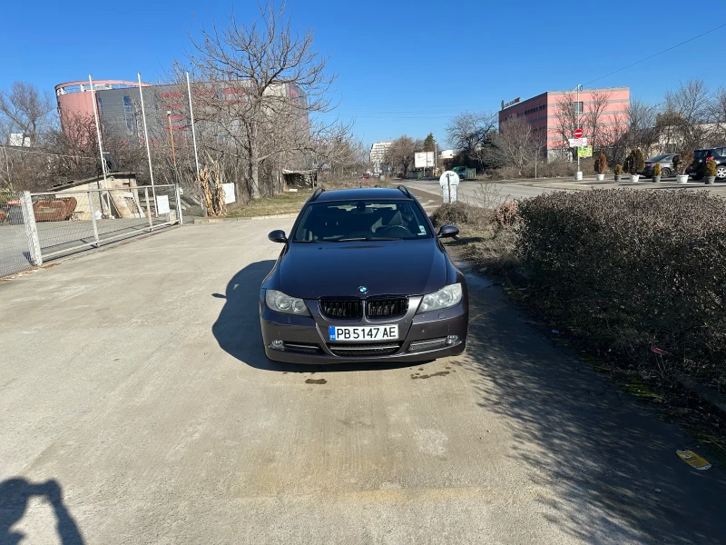 BMW 330 3.0i, снимка 1 - Автомобили и джипове - 48739711