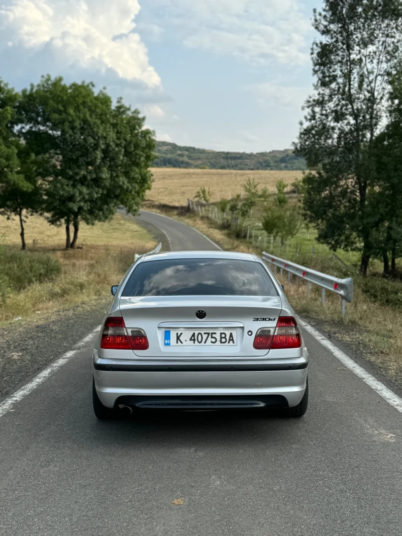 BMW 330, снимка 4 - Автомобили и джипове - 49024311