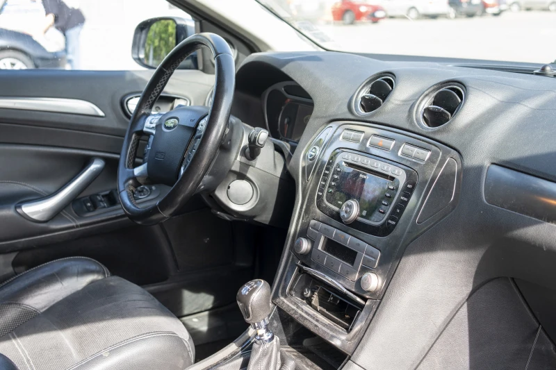 Ford Mondeo Mk4 2.0TDCi 150hp, снимка 5 - Автомобили и джипове - 52115351