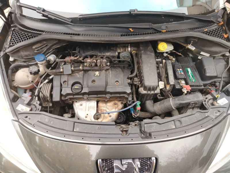 Peugeot 207 1.6/110 газов инжекцион , снимка 8 - Автомобили и джипове - 52906606