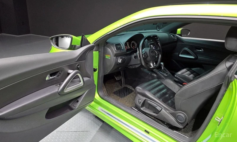 VW Scirocco, снимка 10 - Автомобили и джипове - 52322831