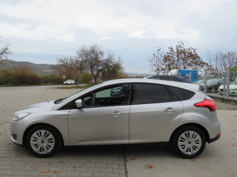 Ford Focus * 100к.с РЪЧКА РЕГИСТРИРАН ТОП СЪСТОЯНИЕ* * * , снимка 8 - Автомобили и джипове - 52492967
