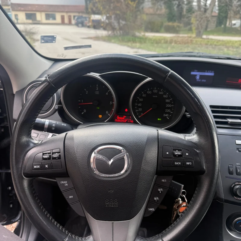 Mazda 3 2.2 MZR 150, снимка 10 - Автомобили и джипове - 53106116