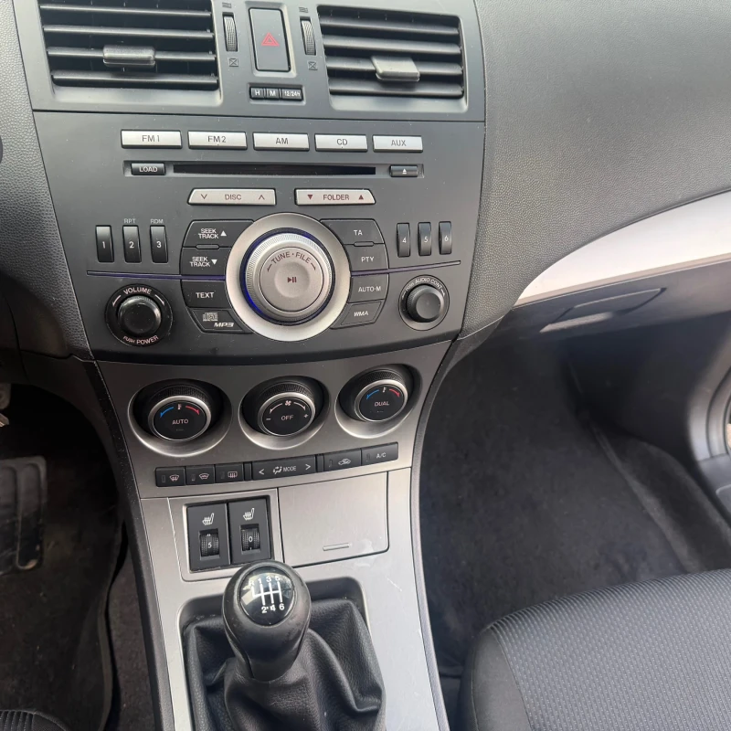 Mazda 3 2.2 MZR 150, снимка 11 - Автомобили и джипове - 53106116