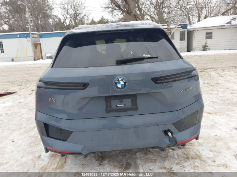 BMW iX SPORT/LASER/HUD/360/H&K, снимка 6 - Автомобили и джипове - 53361830
