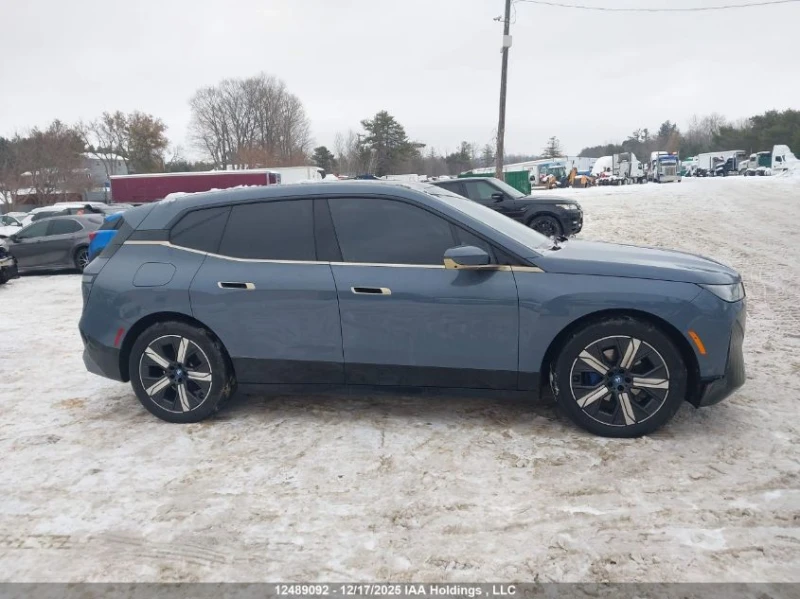 BMW iX SPORT/LASER/HUD/360/H&K, снимка 8 - Автомобили и джипове - 53361830