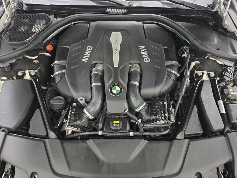 BMW 750 - 23899 лв. - 24316019 | Car24.bg