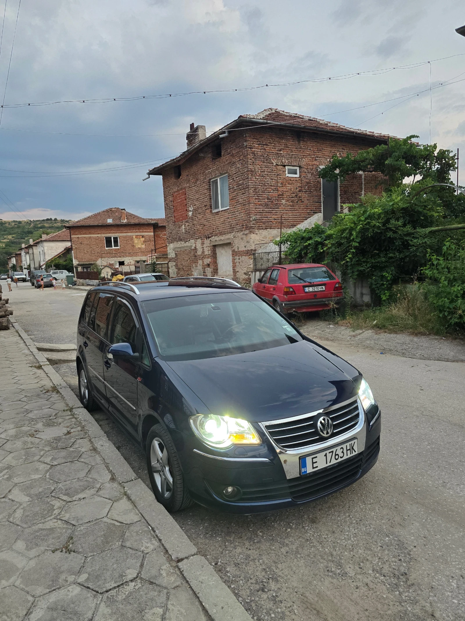 VW Touran 1.9 tdi, снимка 1