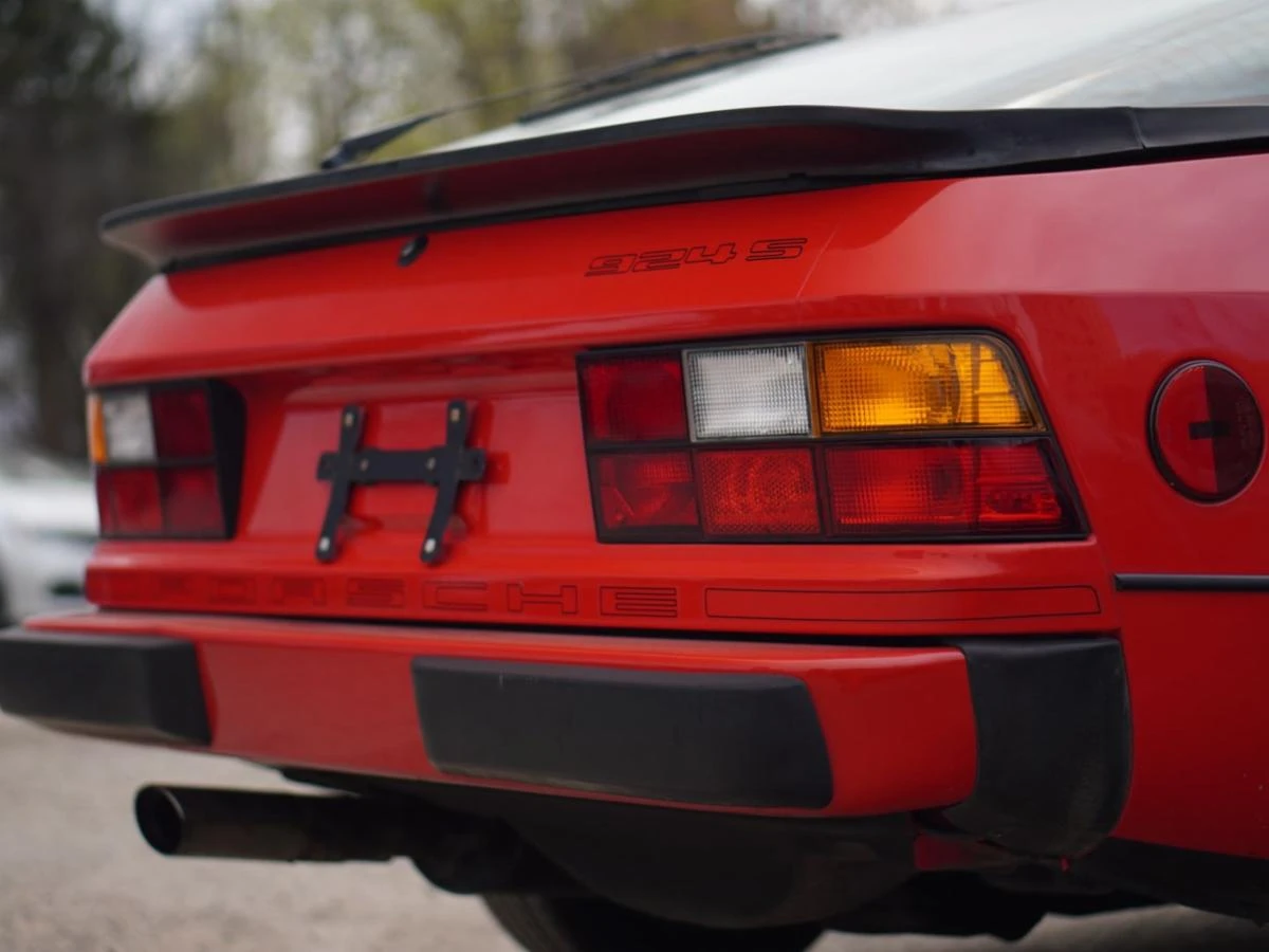Porsche 924  S CARFAX АВТО КРЕДИТ  - изображение 4