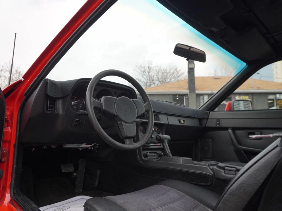 Porsche 924  S CARFAX АВТО КРЕДИТ  - изображение 7
