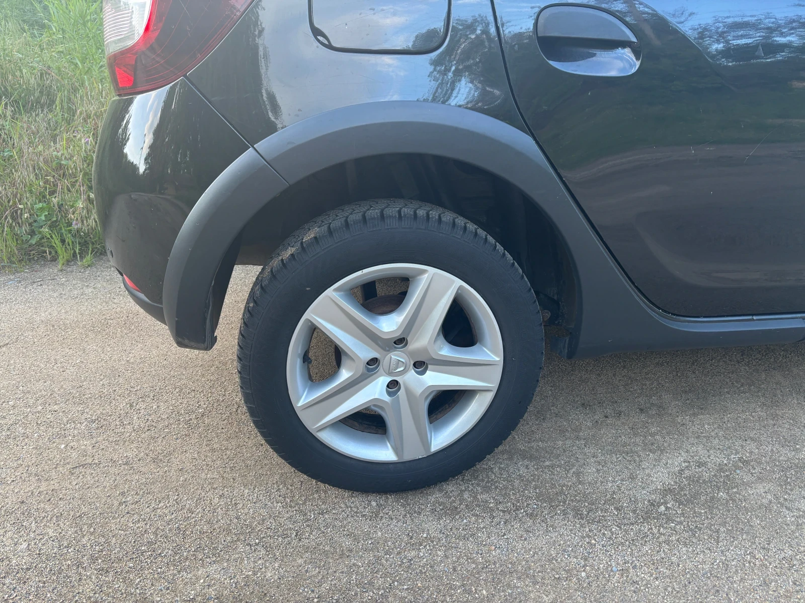 Dacia Sandero Stepway 1.1i - изображение 4