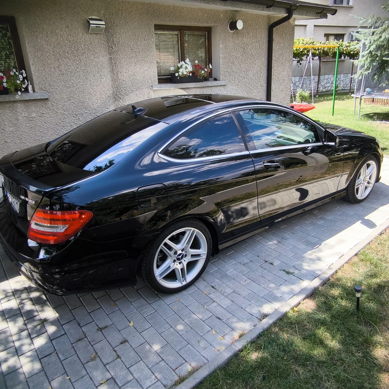 Mercedes-Benz C 250 AMG - изображение 3