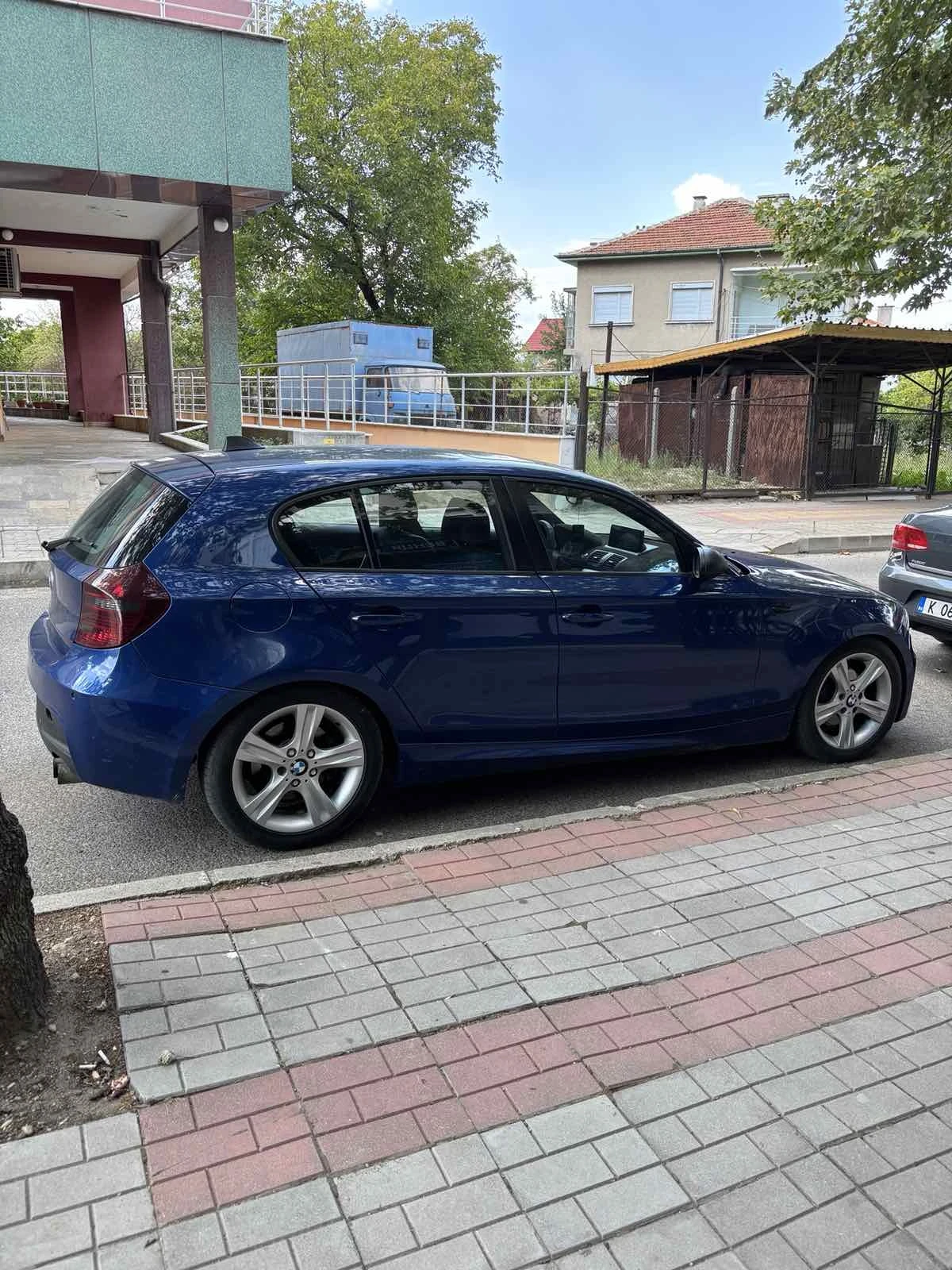 BMW 120  М Пакет, снимка 4 - Автомобили и джипове - 52459561