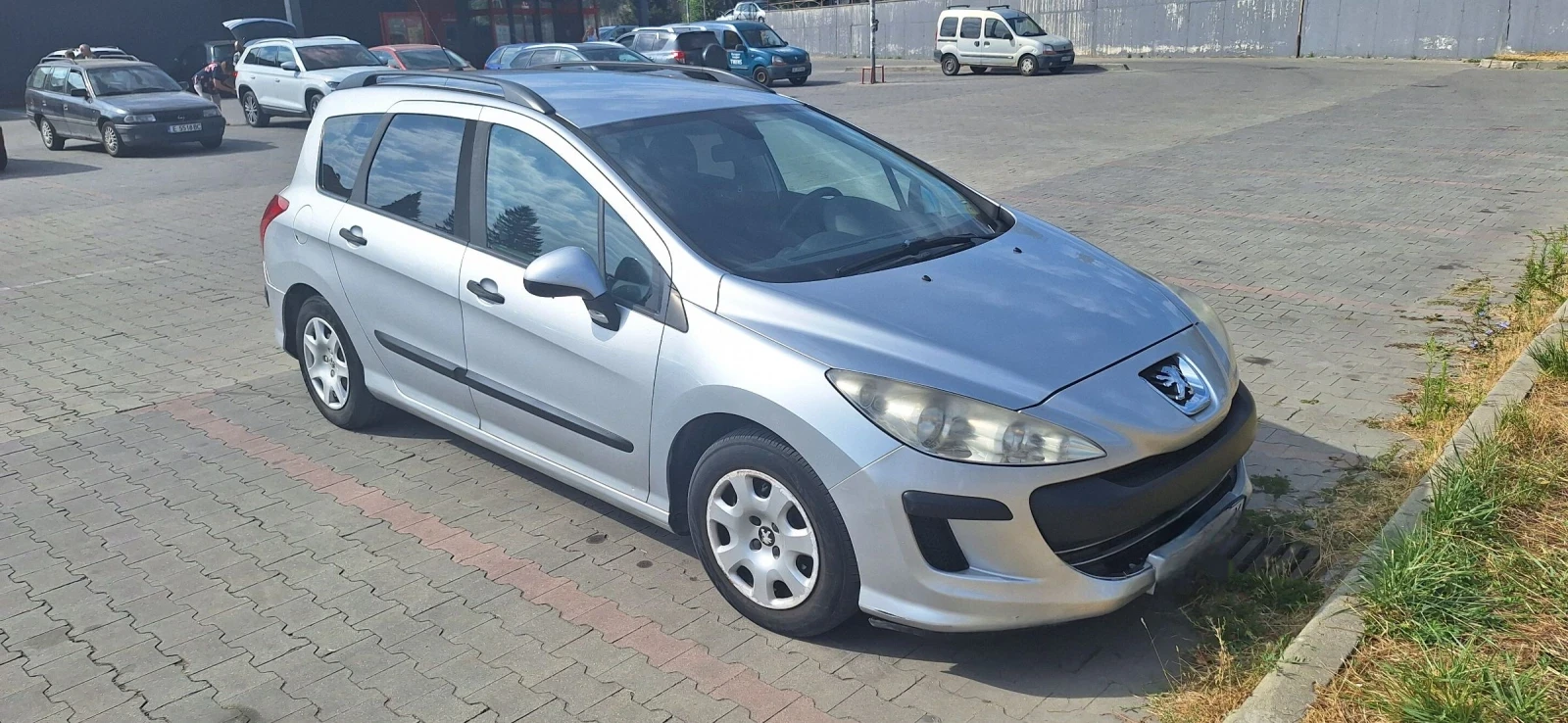Peugeot 308 1.6 HDI - изображение 6