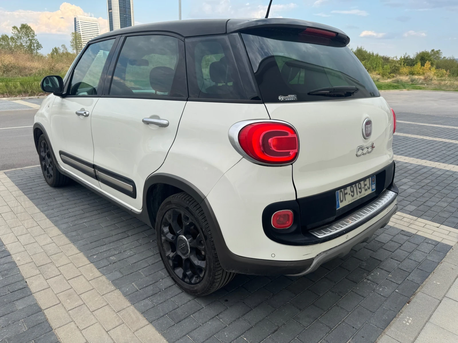 Fiat 500L 107 хил км! / Панорама / 0.9i - 105ps / 6-скорости - изображение 6