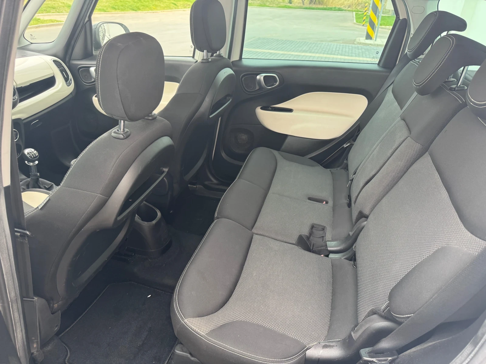 Fiat 500L 107 хил км! / Панорама / 0.9i - 105ps / 6-скорости - изображение 9