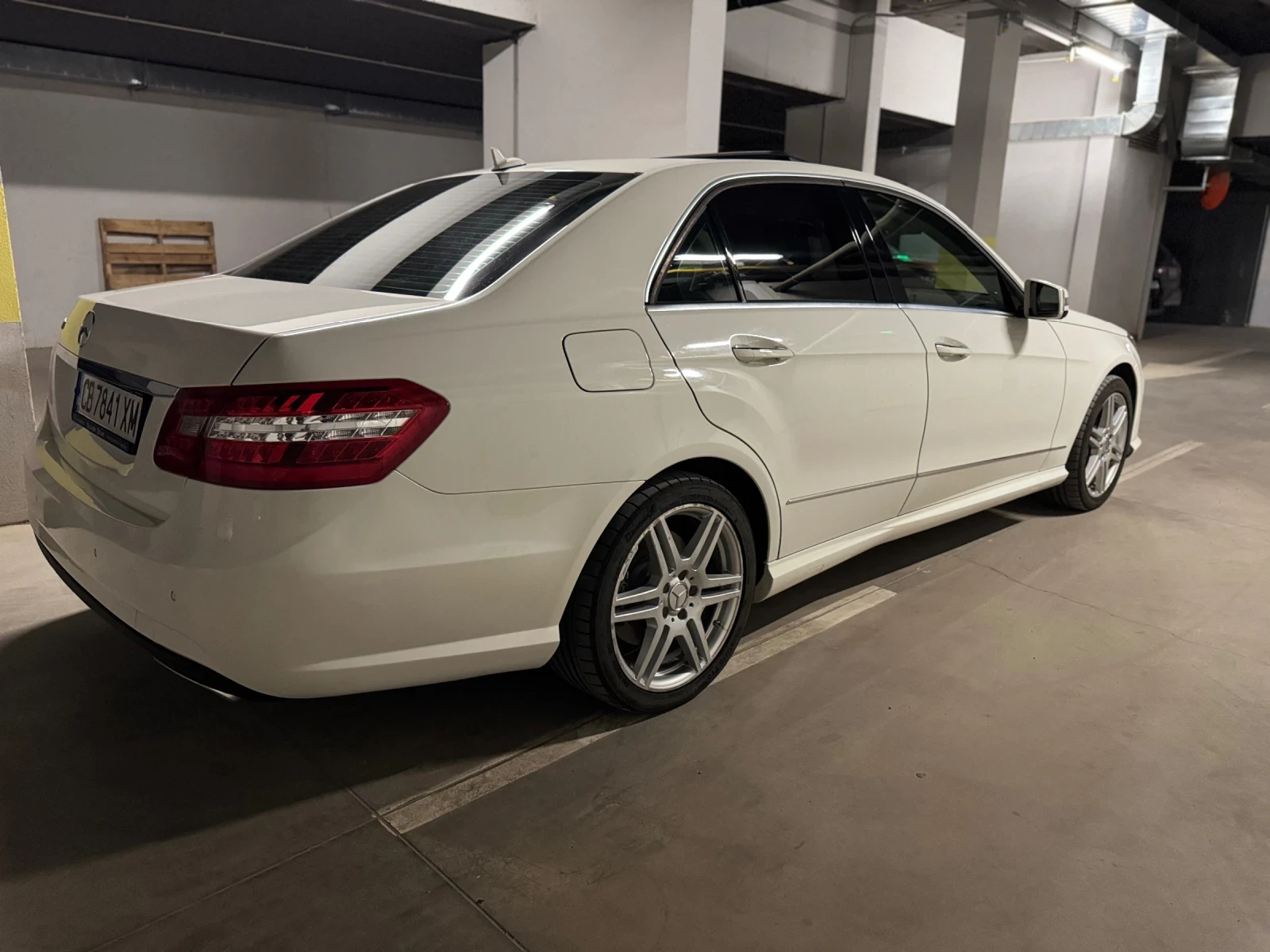 Mercedes-Benz E 500 W212 - изображение 5