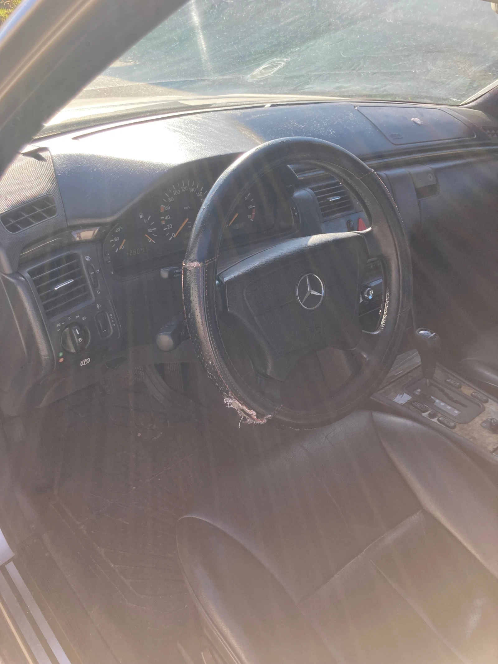 Mercedes-Benz E 200 | Mobile.bg   8