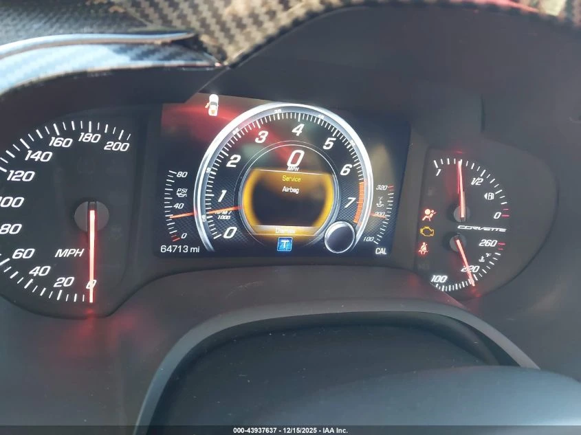 Chevrolet Corvette STINGRAY 1LT - изображение 7