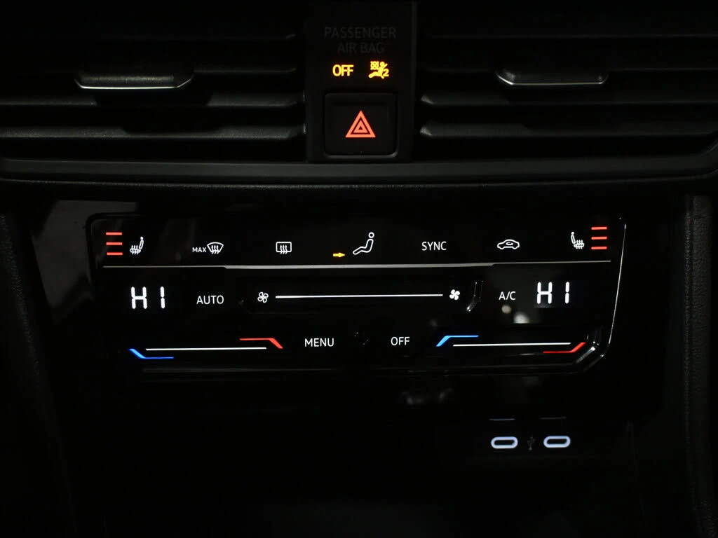 VW Jetta 1.5 TREADLINE * FWD * АвтоКредит * (ЦЕНА ДО БГ), снимка 14 - Автомобили и джипове - 53714502