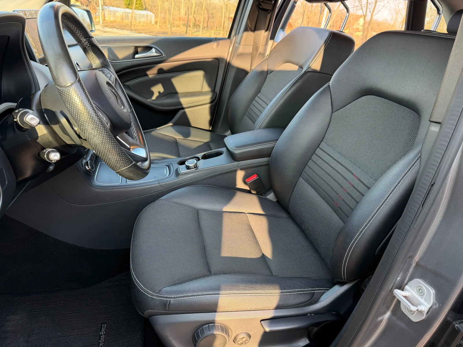 Mercedes-Benz B 180, снимка 12 - Автомобили и джипове - 53737742