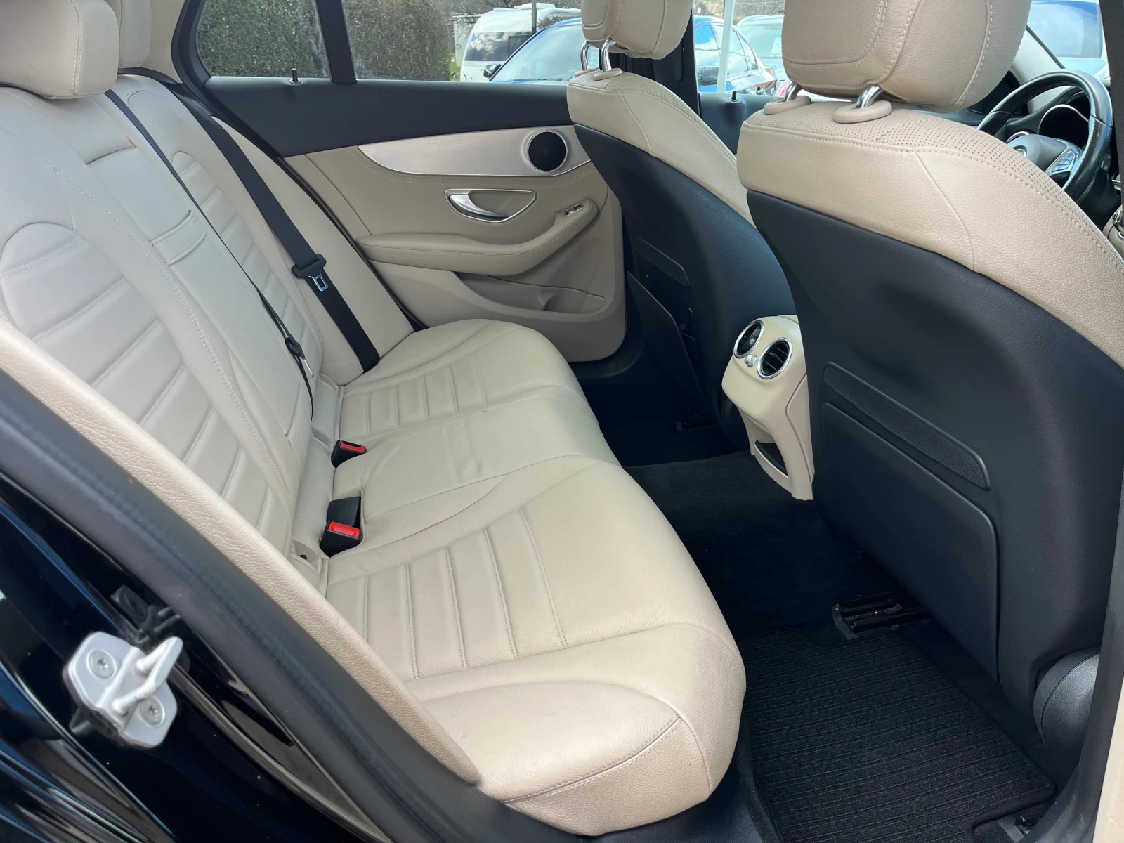 Mercedes-Benz C 220 Avantgarde , снимка 16 - Автомобили и джипове - 53772174