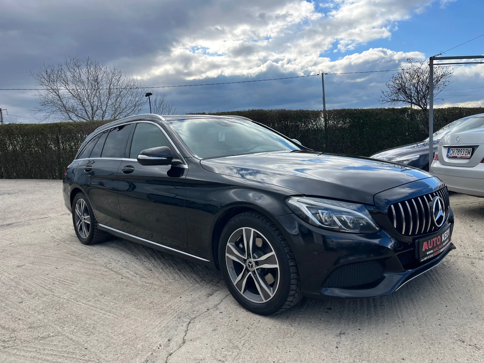 Mercedes-Benz C 220 Avantgarde , снимка 3 - Автомобили и джипове - 53772174