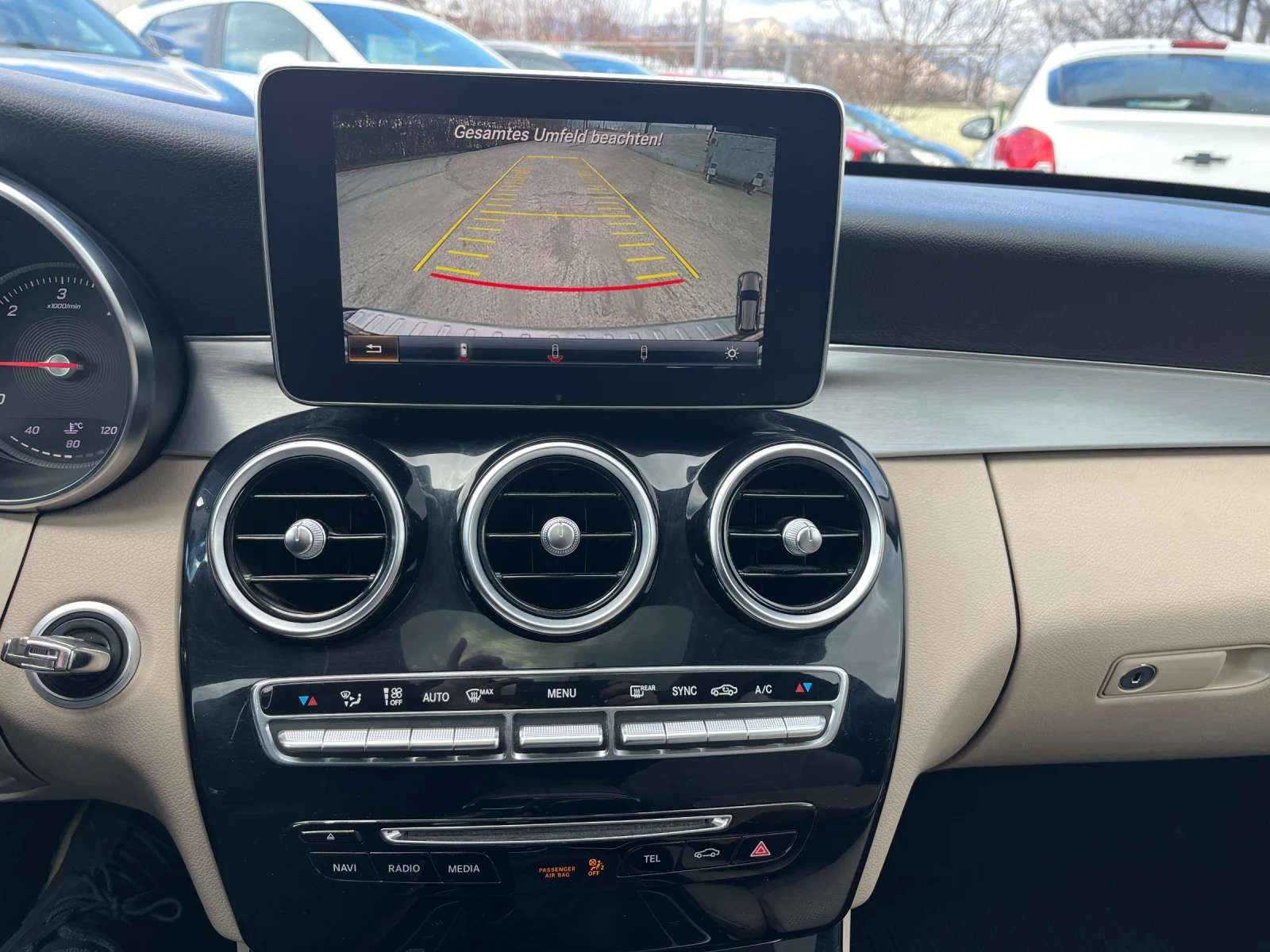 Mercedes-Benz C 220 Avantgarde , снимка 11 - Автомобили и джипове - 53772174