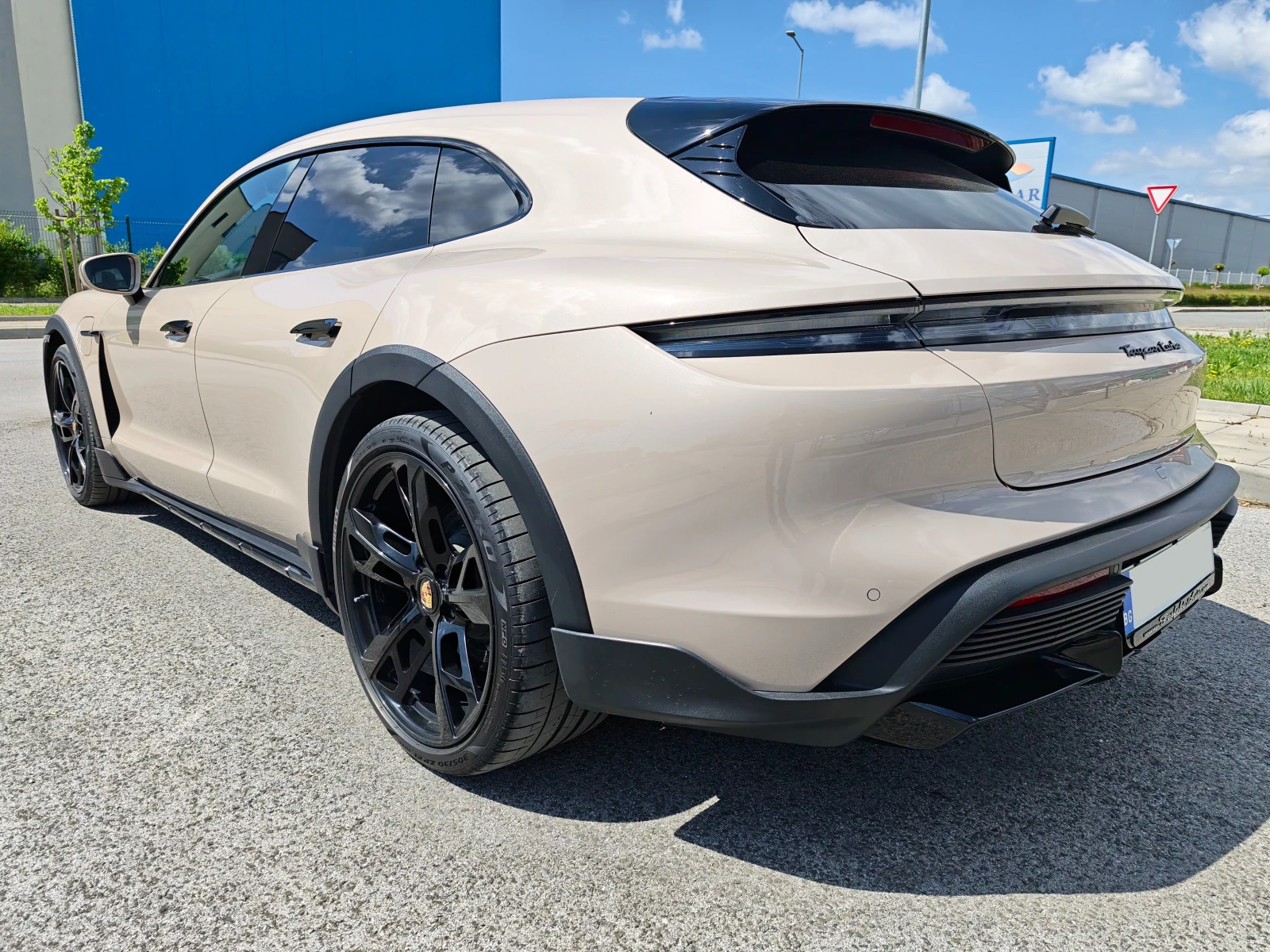 Porsche Taycan turbo Cross Turismo Porsche �������� 2027� | Mobile.bg � ����������� 4