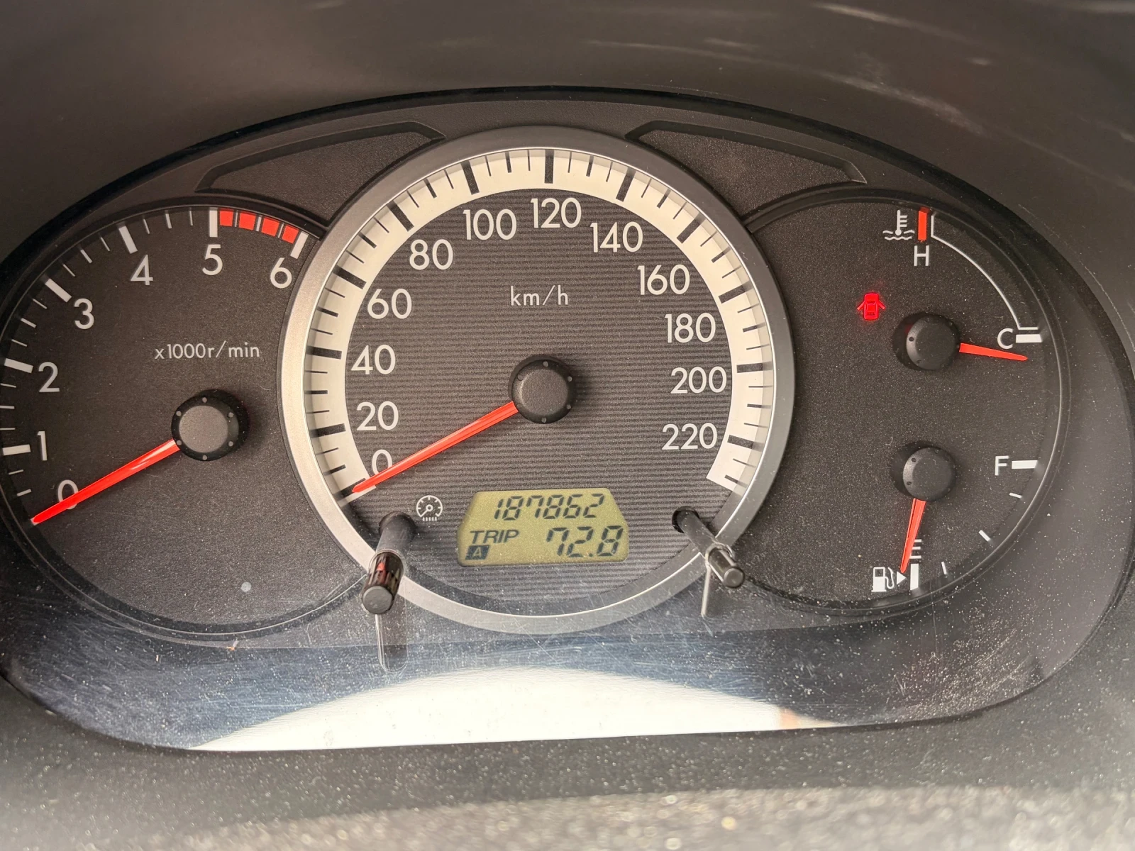 Mazda 5, снимка 6 - Автомобили и джипове - 54640133