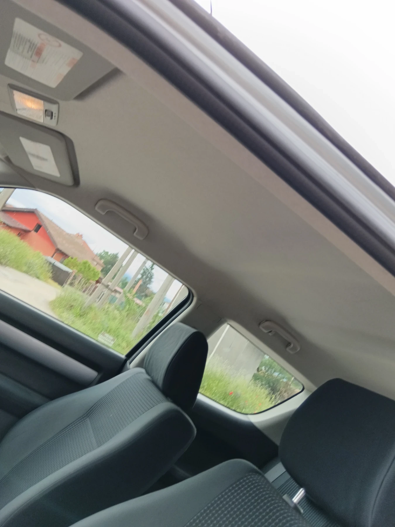 Suzuki Swift 1.3i газ климатик , снимка 14 - Автомобили и джипове - 54650126