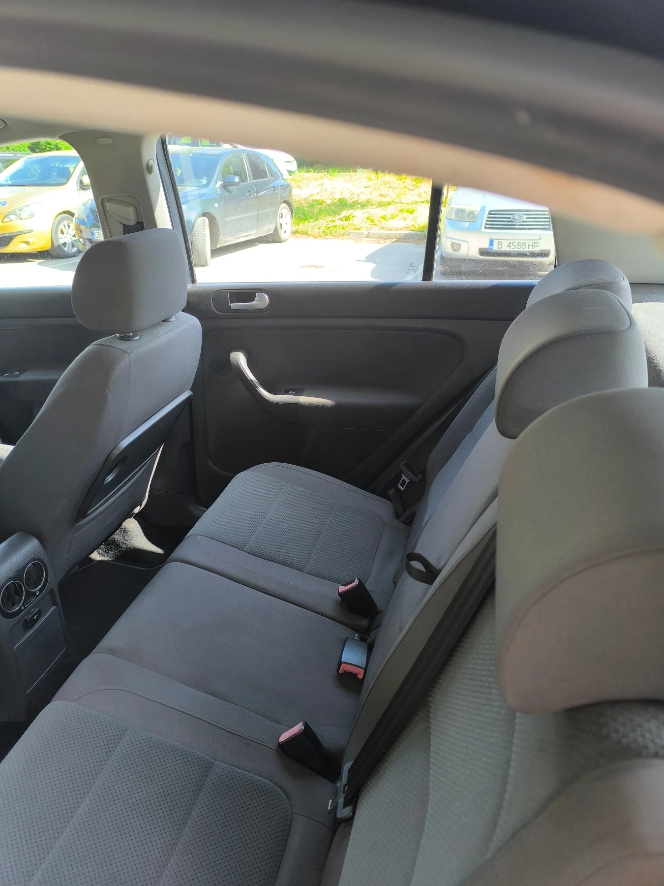 VW Golf Plus, снимка 7 - Автомобили и джипове - 54785982