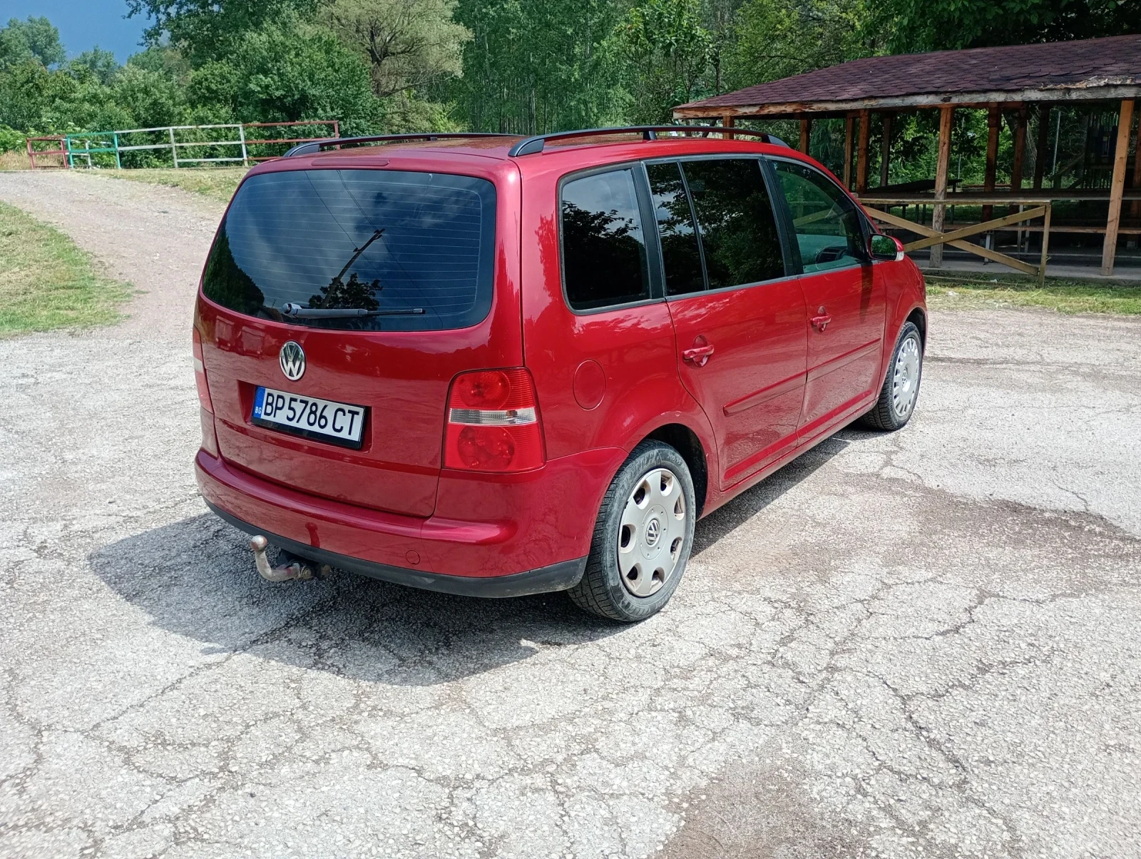 VW Touran, снимка 5 - Автомобили и джипове - 54869919