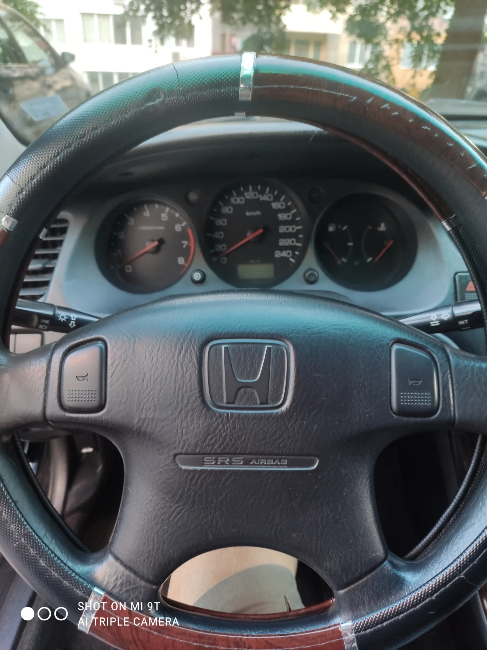 Honda Accord 1.8i 136ps, снимка 13 - Автомобили и джипове - 54962775