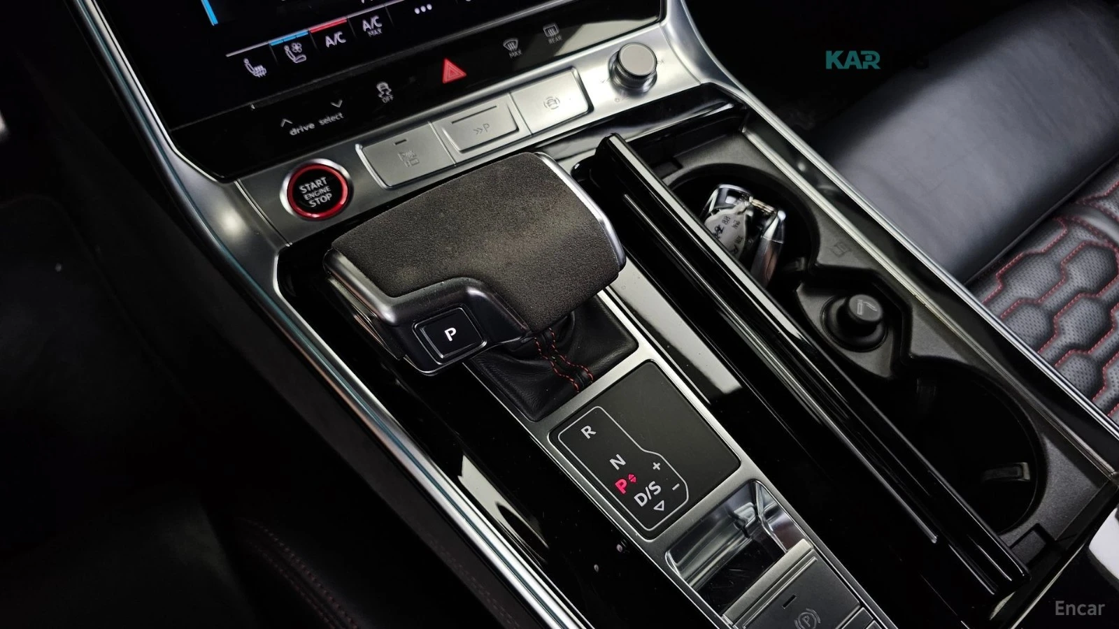 Audi Rs7 4.0 TFSI QUATTRO* HUD* 360* ПАНО* ОБДУХВ* , снимка 8 - Автомобили и джипове - 55060346