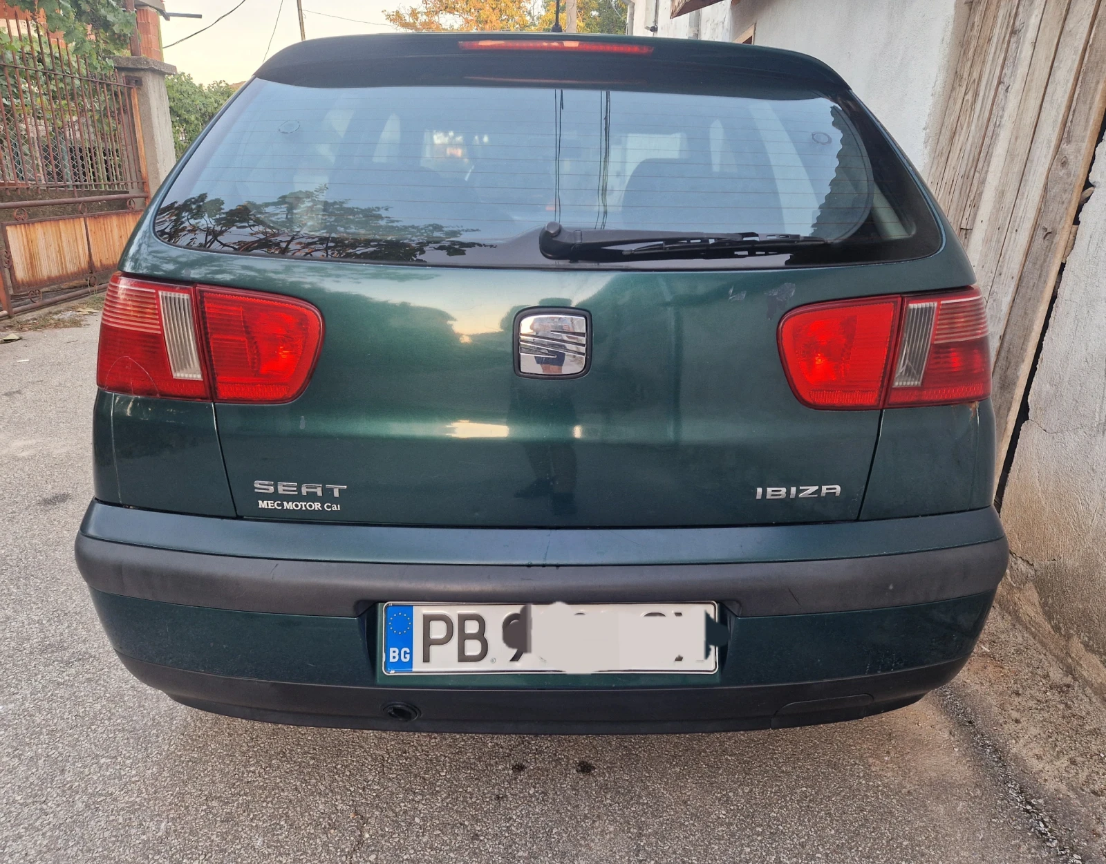 Seat Ibiza 1.4 MPI, снимка 4 - Автомобили и джипове - 55683615