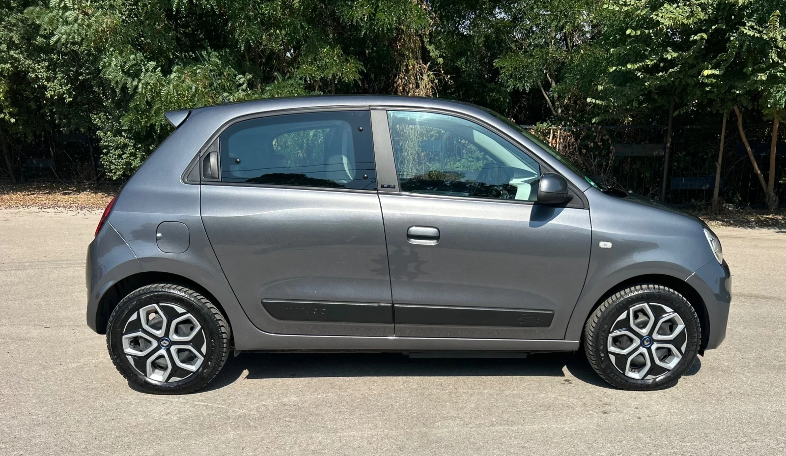 Renault Twingo ZE/ELECTRIC 2022, снимка 5 - Автомобили и джипове - 56004895