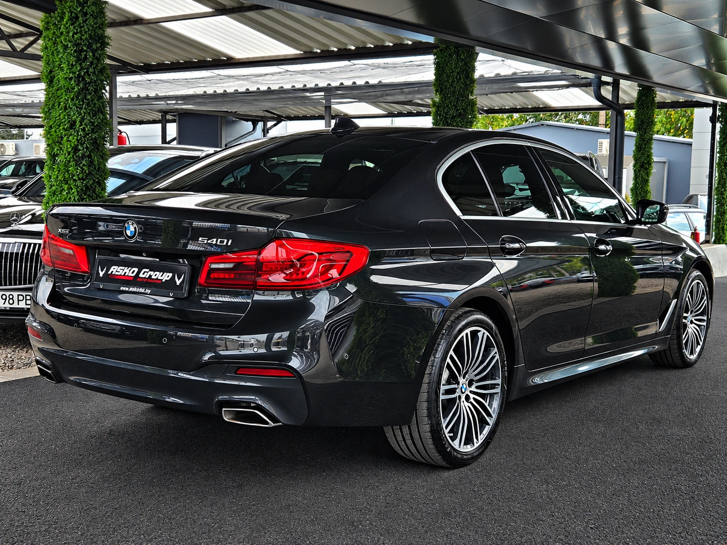 BMW 540 ! i/M/XD/3DCAMERA/HUD/HARMAN/KEY GO/AMBIENT/�����/ | Mobile.bg � ����������� 5