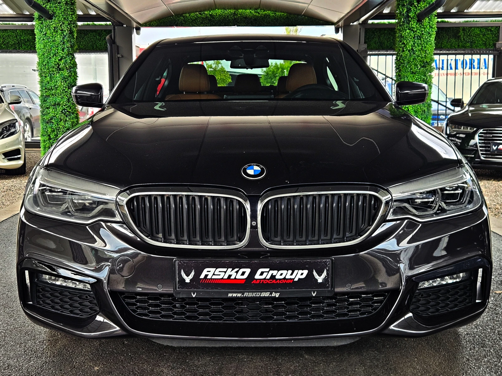 BMW 540 i/M/XD/3DCAMERA/HUD/HARMAN/KEY GO/AMBIENT/ПАМЕТ/LI, снимка 2 - Автомобили и джипове - 56165004