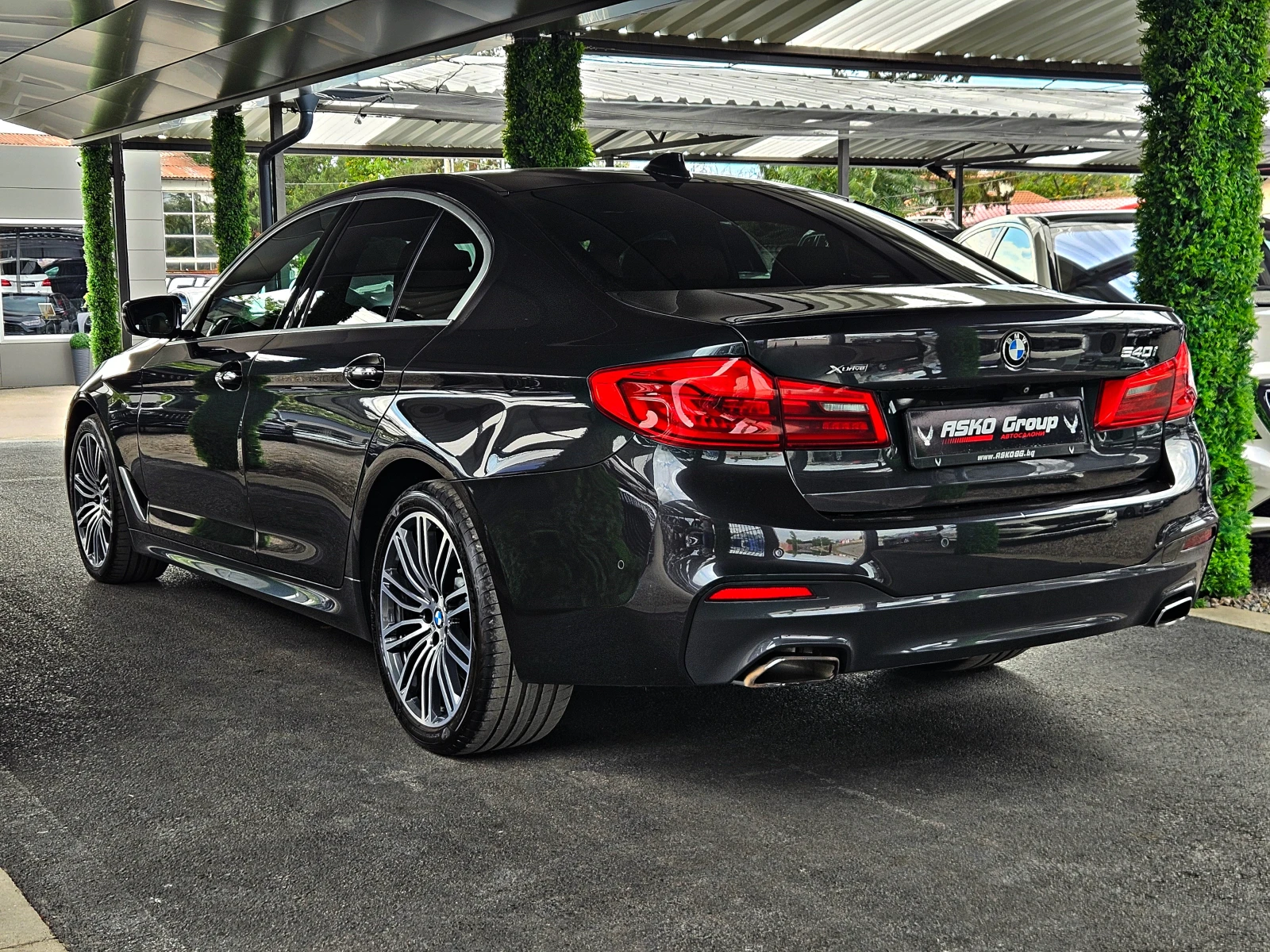 BMW 540 i/M/XD/3DCAMERA/HUD/HARMAN/KEY GO/AMBIENT/ПАМЕТ/LI, снимка 7 - Автомобили и джипове - 56165004